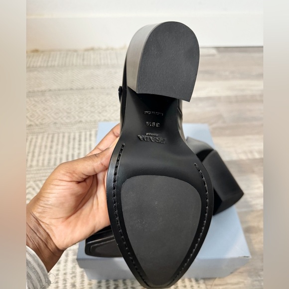NEW Prada Leather Mary Jane Block Heel Pumps - Picture 8 of 11
